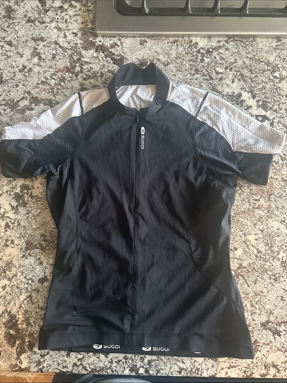 SUGOI Black and White Short Sleeve Cycling Jersey